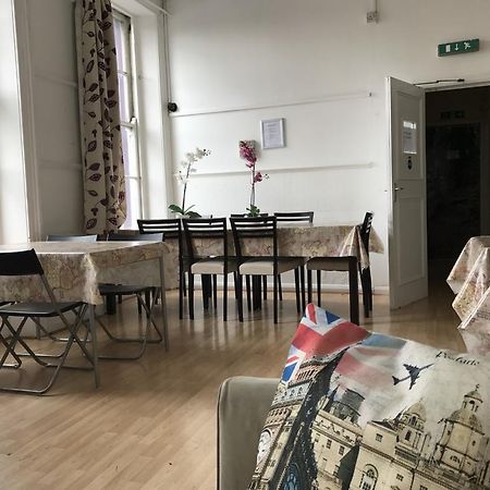 Quickie Accommodation Лондон Екстериор снимка